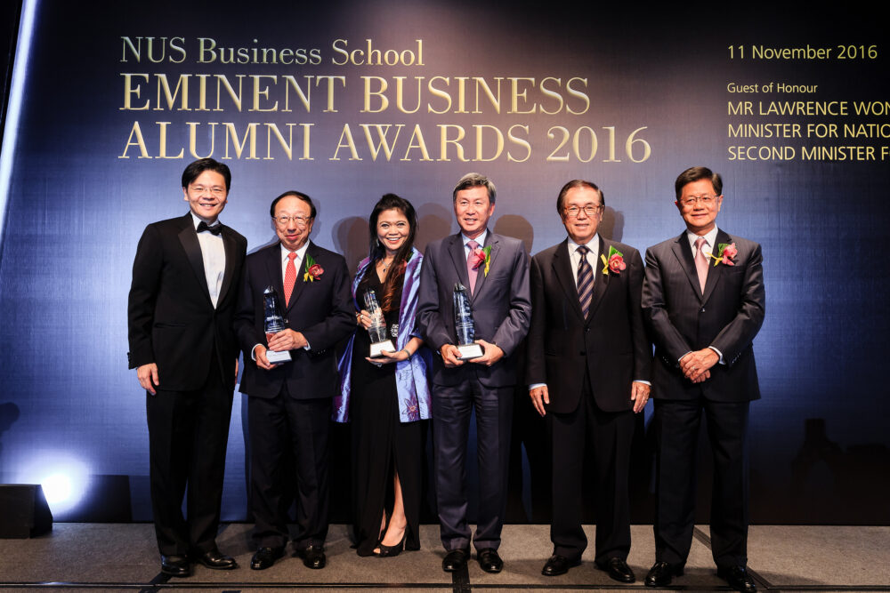 From left: Lawrence Wong; Senior Alumni Awards recipients Albert Cheng Yong Kim, Jocelyn Chng Yee Kwang and Ronald Ong Whatt Soon (Not present: Susan Chong Suk Shien and Fang Hong Bo); Peter Seah, Bernard Yeung