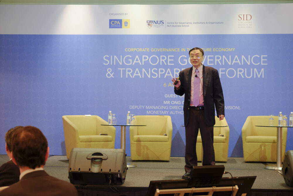 Associate Professor Lawrence Loh of CGIO presenting the SGTI findings