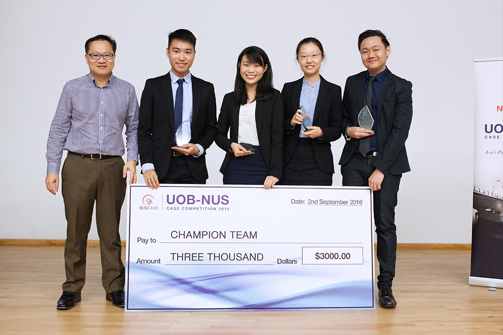 Team Tako (2nd L-R): Chuk Kam Ying Jimmy, Zhang Liting, Li Qing and Khoo Jing Quan