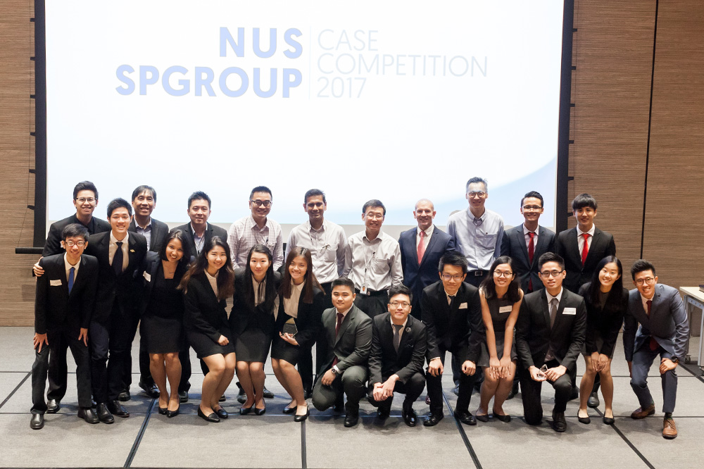 Top 3 teams of the NUS-SP Case Competition National segment, with the judges