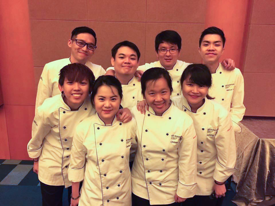 Shane (top row second from right) with fellow graduands from At-Sunrice GlobalChef Academy