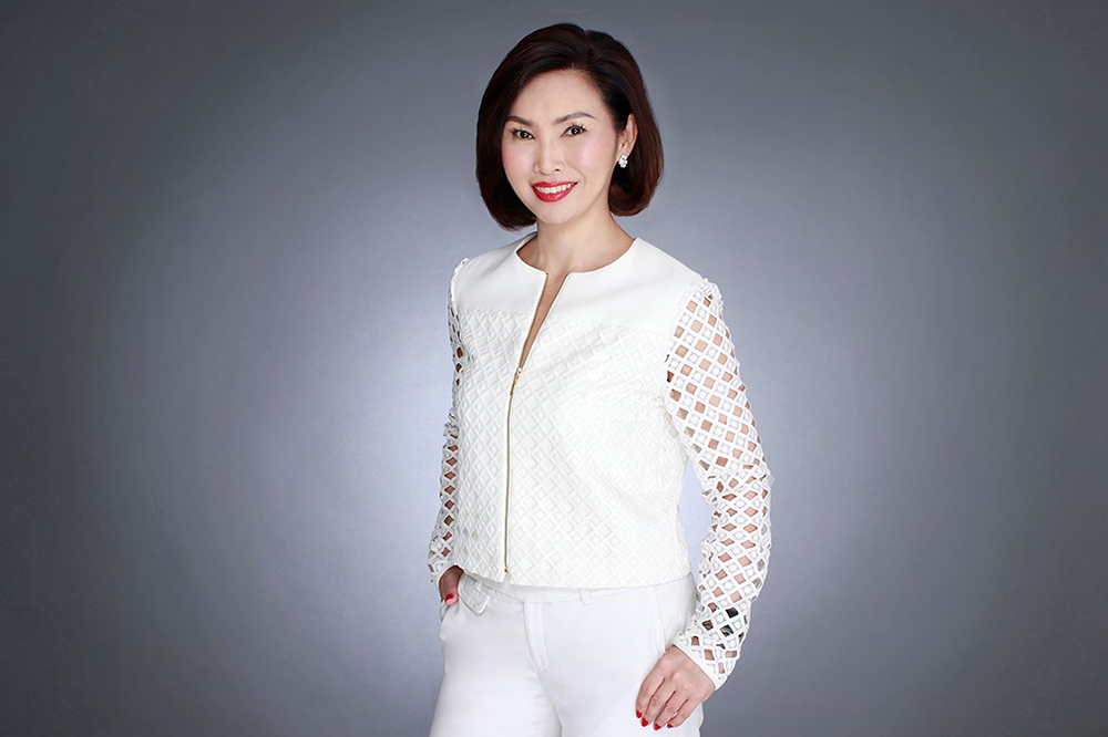 NUS BBA alumna Sylvia Lim is the Executive Director of UBS.
