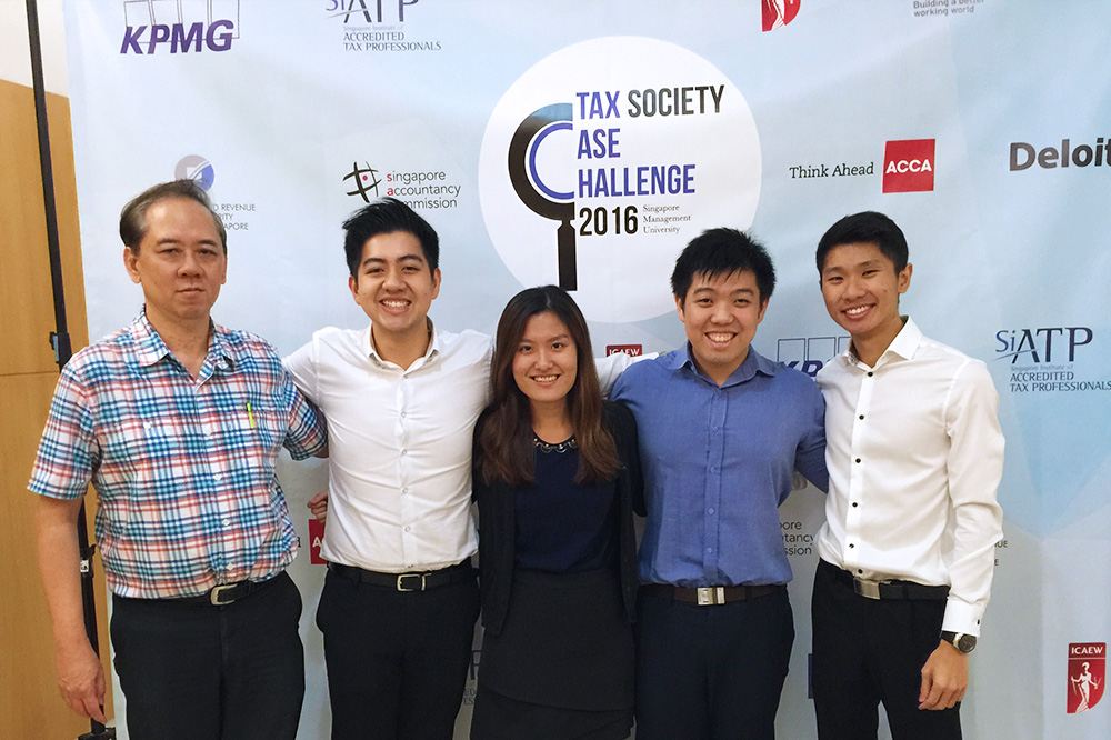 From left: Simon with Team Tax-men (Raffles Ng Phor Chuan, Pok Yuen Ping, Marcus Ang Chun Xun and Joel Choo Jun Jia).