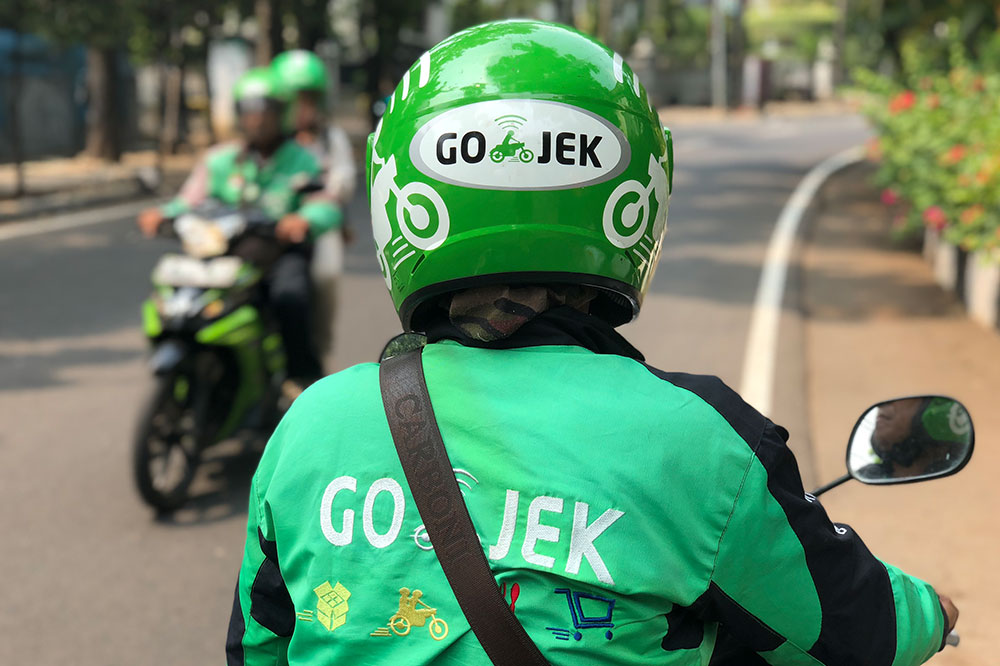 Indonesia’s Gojek has eyes on taking on Grab in Singapore and elsewhere in South East Asia