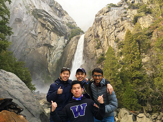 Travelling with other exchange students at the Lower Yosemite National Falls