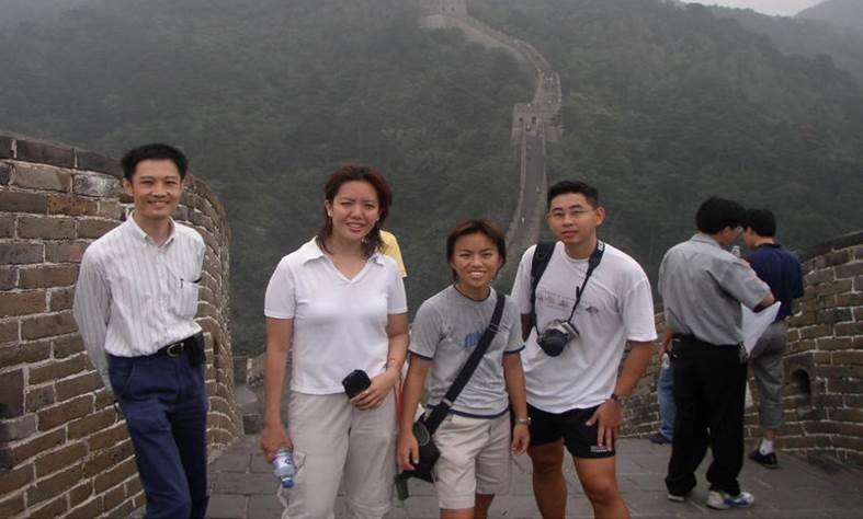 Fellow Singaporeans of the NUS MBA double degree with Peking University class of 2005, climbing the great wall of China