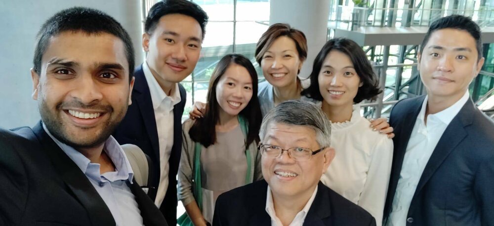 Rajat, Pitchpop, Rena Lee, Joane Yuen (both from MBA Programmes Office), faculty supervisor Adjunct Associate Professor Quah Siew Heng, Hyunyoung and Seyoon