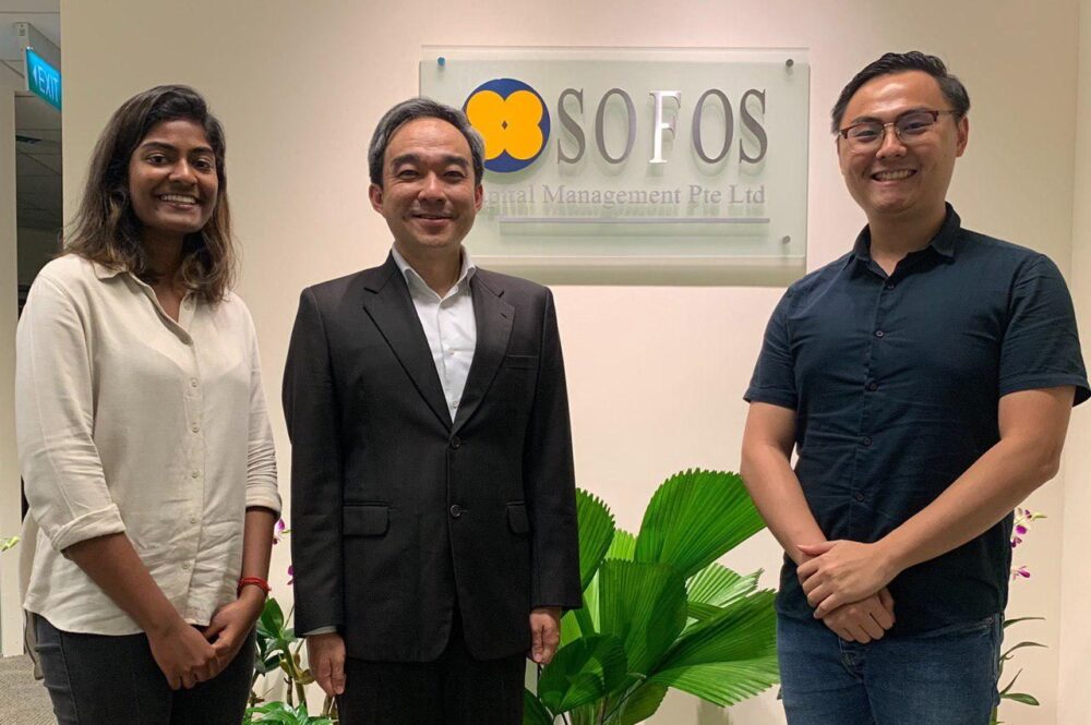 Timothy Teo (centre), Chief Investment Officer of SOFOS Capital Management Pte Ltd 
Bachelor of Business Administration – Marketing (2000)
