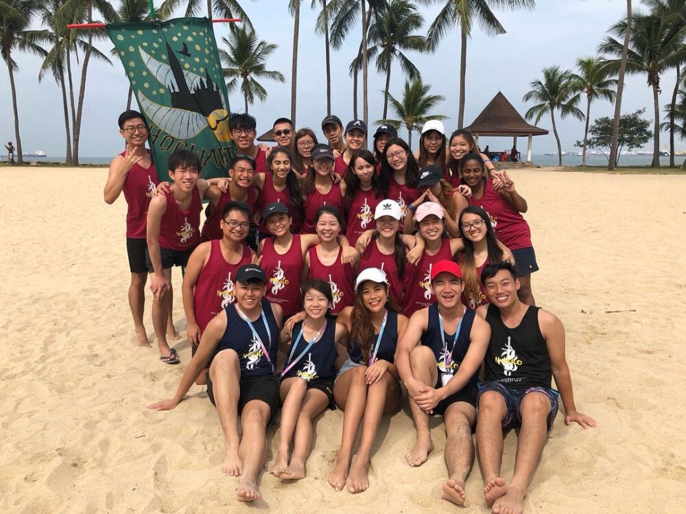 Yan Pheng living it up at Sentosa Island with her NUS BIZ freshman orientation group