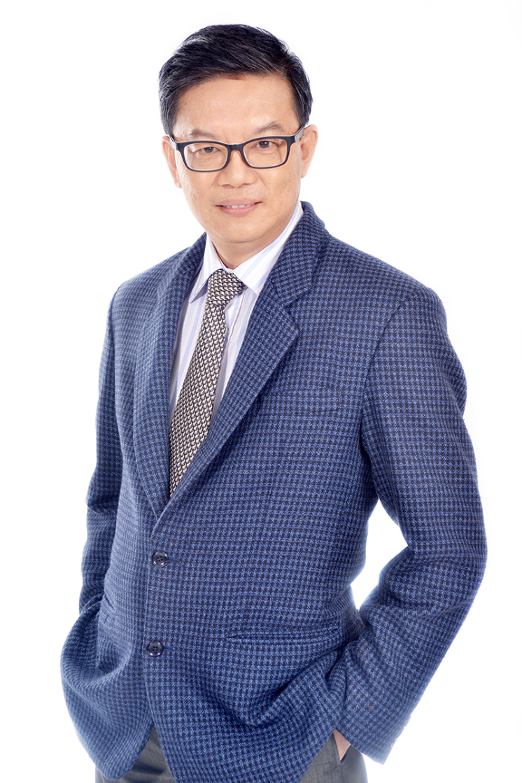 Sonny Yuen (BBA 1985) is the co-founder of headhunting firm JonDavidson.