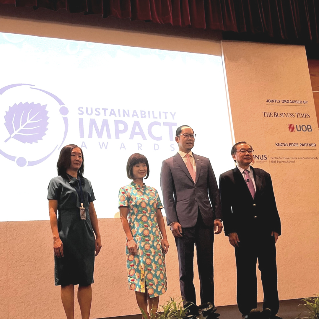 (From left) Chen Huifen, Editor, The Business Times; Dr Amy Khor, Senior Minister of State for Sustainability and the Environment; Eric Lim, Chief Sustainability Officer, UOB; and Professor Lawrence Loh, Director, CGS, officially launched the Sustainability Impact Awards on 1 February 2023.